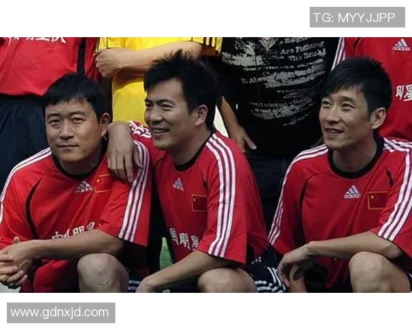 足球明星小帐篷事件背后的真相与影响深度解析