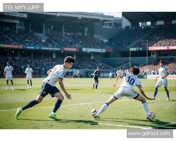 青春足球明星帅照展现运动魅力与青春活力的完美结合